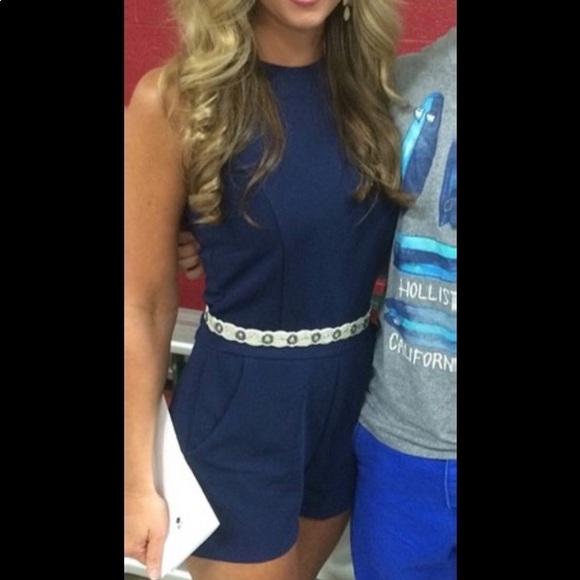 Navy romper with pockets - Picture 2 of 2